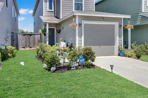 21579 Carosella Dr, New Caney, TX, 77357-3892 | Card Image