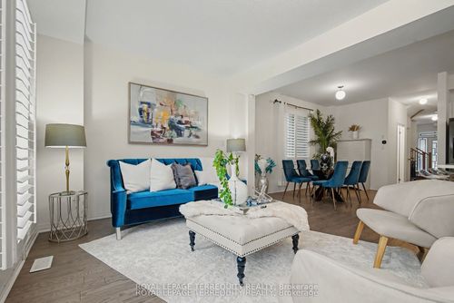 39 Crows Nest Lane, Bowmanville, ON, L1C4A9 | Card Image