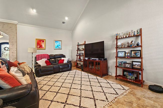 6711 Mosswood Dr, House other with 5 bedrooms, 3 bathrooms and 3 parking in Midland TX | Image 11