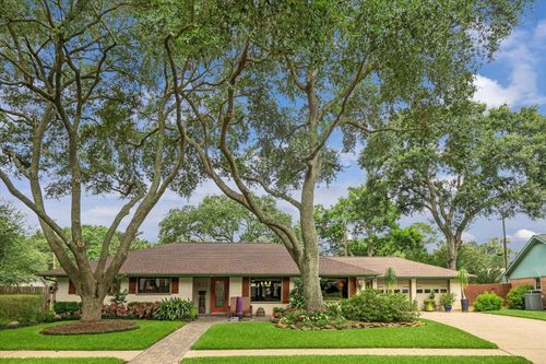 822 Venice St, Sugar Land, TX, 77478-3812 | Card Image