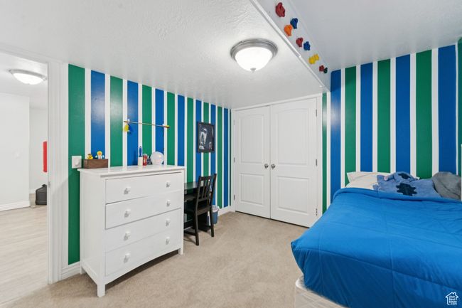 Bedroom that features a climbing wall | Image 33