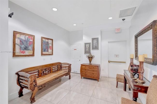 APT-305 - 2280 Sw 32 Nd Ave, Condo with 2 bedrooms, 2 bathrooms and null parking in Miami FL | Image 8