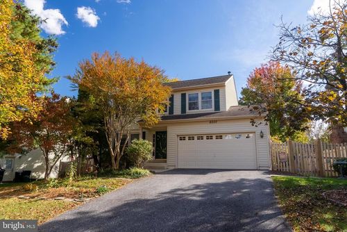 8007 Craddock Rd, GREENBELT, MD, 20770-3052 | Card Image