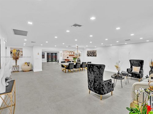 1234 Funston St, Hollywood, FL, 33019-2218 | Card Image