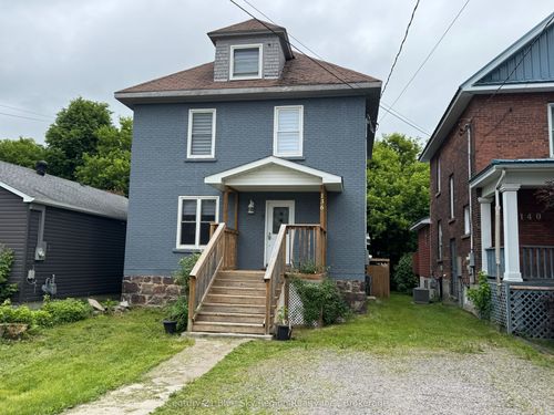 136 2nd Ave E, North Bay, ON, P1B1L2 | Card Image