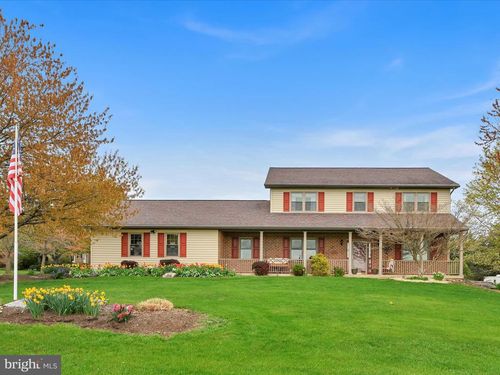 105 Hickory Rd, RICHLAND, PA, 17087-9755 | Card Image