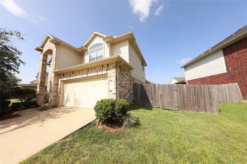 2311 Diamond Springs Dr, Pearland, TX, 77584-7884 | Card Image