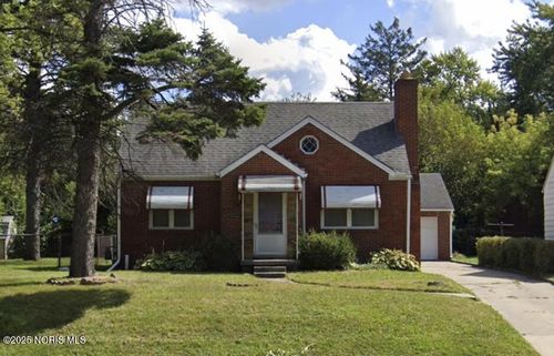 830 N Byrne Rd, Toledo, OH, 43607-2807 | Card Image