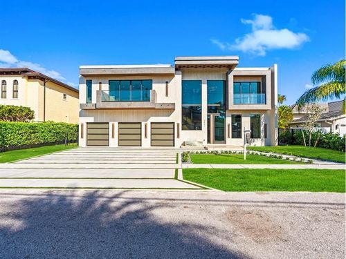 2441 Ne 48th Ct, Lighthouse Point, FL, 33064-7927 | Card Image