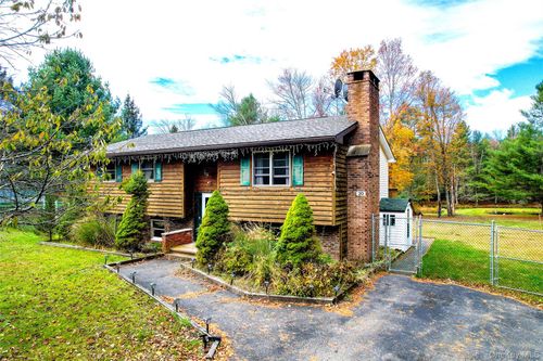 20 Valley Rd, Forestburgh, NY, 12777-6102 | Card Image