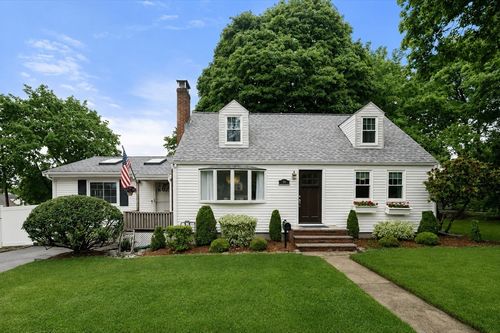 29 Laurel Rd, Norwood, MA, 02062-3012 | Card Image