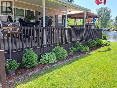 16 Mulberry Lane, Leamington, ON, N0P2G0 | Card Image