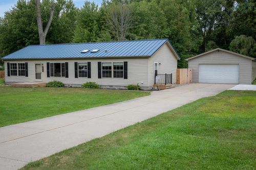 4250 S Portsmouth Road, Bridgeport Charter Township, MI, 48722 | Card Image