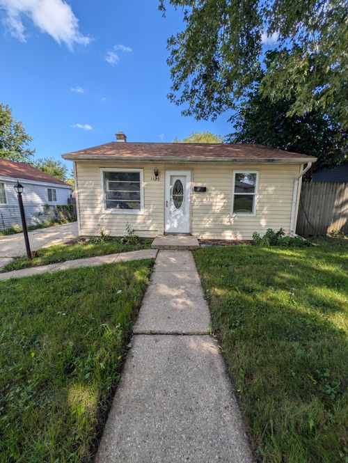 1529 Indiana St, RACINE, WI, 53405-3147 | Card Image