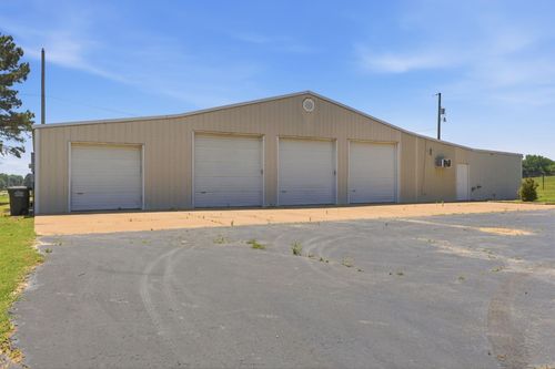 205 Dugger Rd, Beebe, AR, 72012-3820 | Card Image