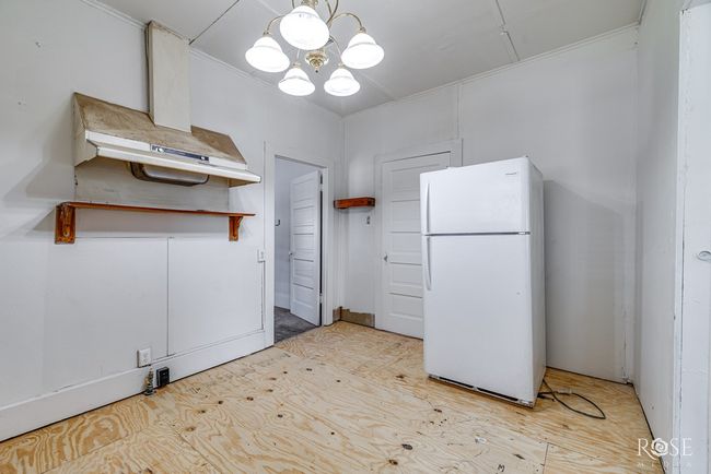 804 S Concho Ave, House other with 4 bedrooms, 2 bathrooms and 2 parking in Sonora TX | Image 14