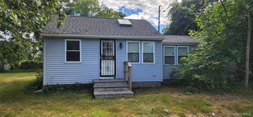 344 Elm Rd W, Mastic Beach, NY, 11951-5218 | Card Image