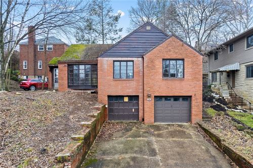 2580 Mount Royal Rd, Squirrel Hill, PA, 15217-2542 | Card Image