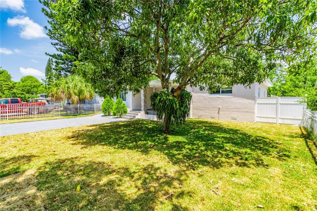 1645 Ne 159th St, House other with 3 bedrooms, 3 bathrooms and null parking in North Miami Beach FL | Image 5