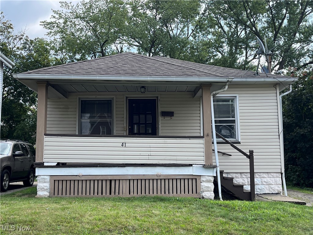 Heights Ave, Youngstown, OH 44509