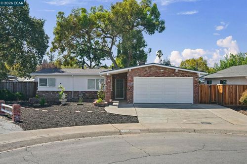 3120 Marvelle Ln, Concord, CA, 94518-1137 | Card Image