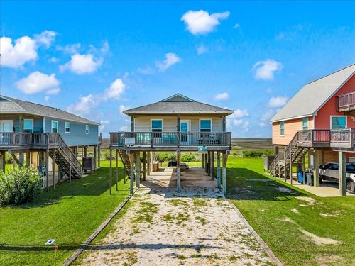 2811 Blue Water Hwy, Surfside Beach, TX, 77541-7290 | Card Image