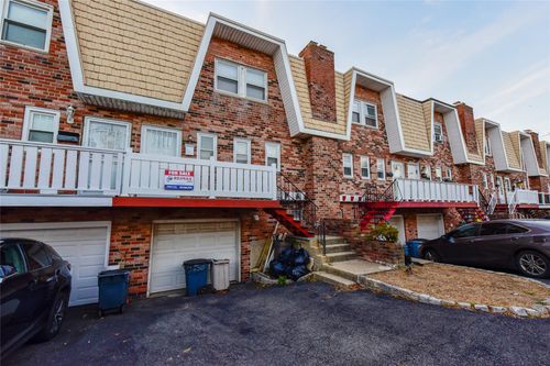 1650 Seagirt Blvd, Far Rockaway, NY, 11691-4511 | Card Image