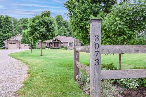 3073 Sunnidale St, Clearview, ON, L0M1N0 | Card Image