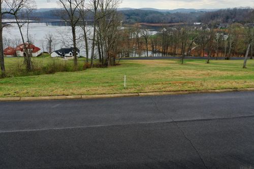 2456 Starboard Crest Road, Morristown, TN, 37814 | Card Image