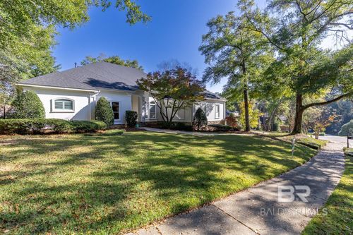 105 Pebble Ct, Fairhope, AL, 36532-6326 | Card Image