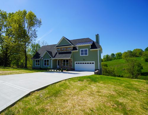 3035 Wixtown Rd, Westmoreland, TN, 37186-2862 | Card Image