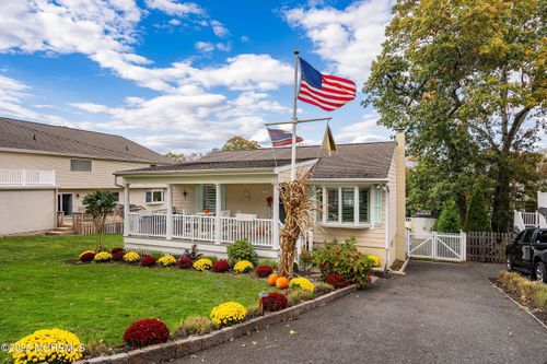 1210 Bayberry Rd, Manasquan, NJ, 08736-2006 | Card Image