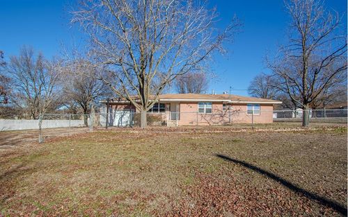 908 E Schmid St, Wynnewood, OK, 73098-3005 | Card Image
