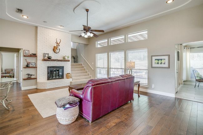 107 Sundance Ct, House other with 4 bedrooms, 2 bathrooms and null parking in Hudson Oaks TX | Image 11