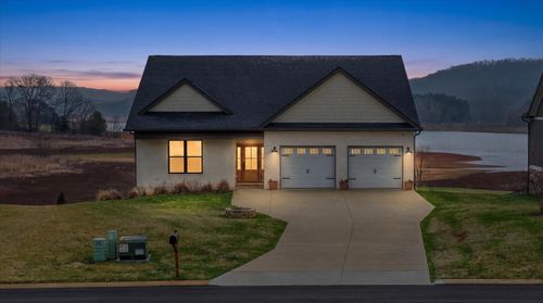 217 Masters Ln, Bean Station, TN, 37708-1425 | Card Image