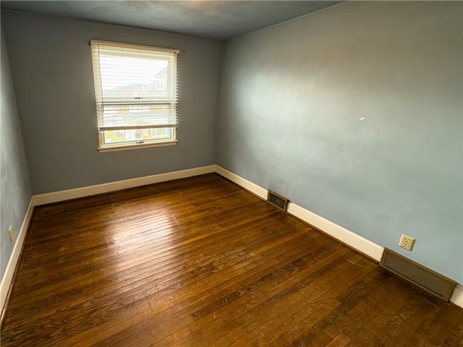 2nd bedroom | Image 14