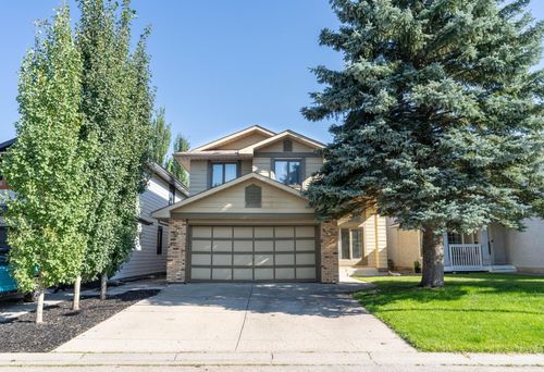 33 Sundown Close Se, Calgary, AB, T2X2X3 | Card Image