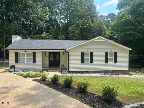 1437 Huntly Ct, Cary, NC, 27511-5211 | Card Image