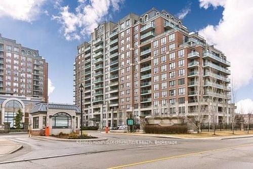 402-350 Red Maple Rd, Richmond Hill, ON, L4C0T5 | Card Image