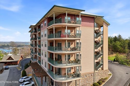 unit-4005-410 Big Bear Way, Pigeon Forge, TN, 37863-6269 | Card Image