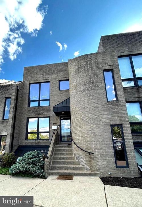 6722 Curran St, MCLEAN, VA, 22101-3803 | Card Image