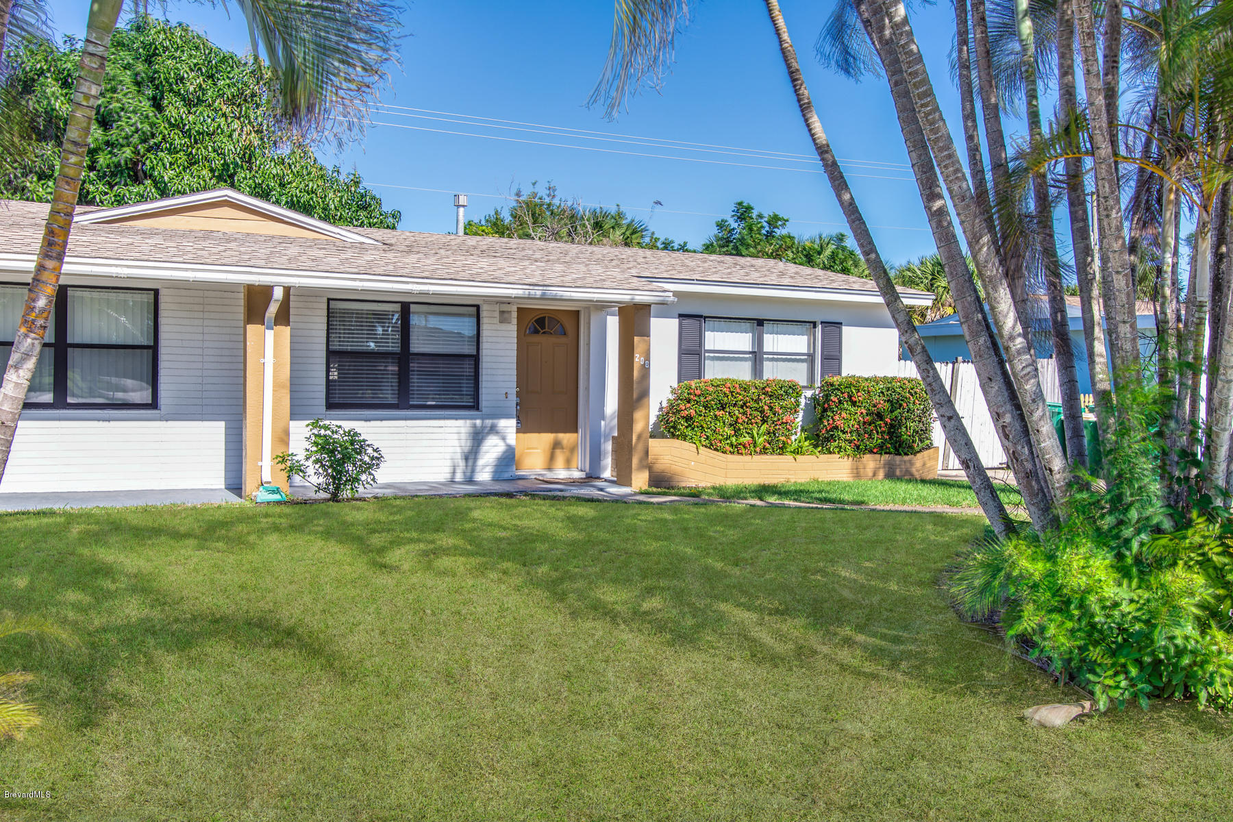 208 Cassia Boulevard, For Rent in Satellite Beach Zoocasa