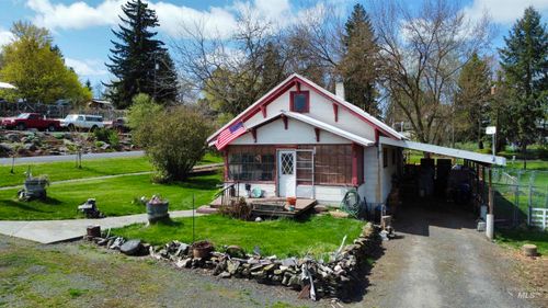 412 Walnut St, Nezperce, ID, 83543 | Card Image