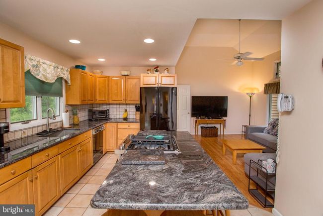 122 Rock Rd W, House other with 3 bedrooms, 3 bathrooms and null parking in Lambertville NJ | Image 42