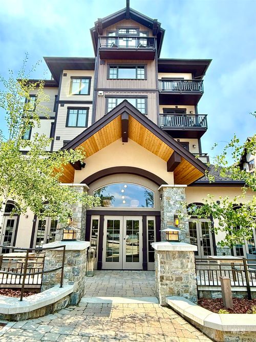 301-720 Village Dr, Tamarack, ID, 83615-7728 | Card Image