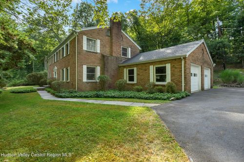 2320 Glasco Tpke, Woodstock, NY, 12498-1072 | Card Image