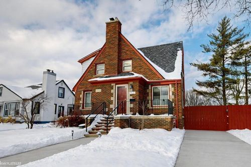 7535 Henry Street, Center Line, MI, 48015 | Card Image