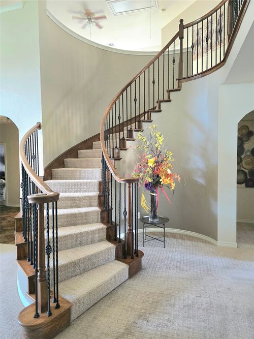 506 Magnolia Ln, Glenn Heights, TX, 75154-2114 | Card Image