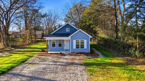 204 S Pender St, Elm City, NC, 27822-8508 | Card Image