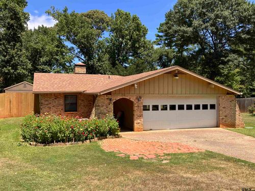 210 Woodhaven Dr, Whitehouse, TX, 75791-3006 | Card Image